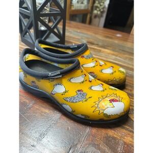 Sloggers Womens 8 Yellow Chicken Sun Print Waterproof Garden Shoes Clogs USA